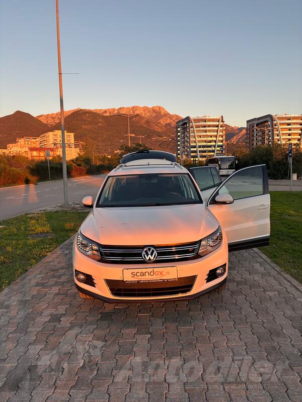Volkswagen - Tiguan - 20 tdi