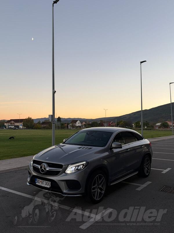 Mercedes Benz - GLE 350 - 3.0