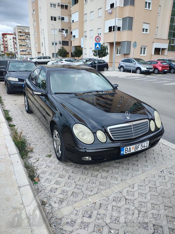 Mercedes Benz - E 220 -  Е 220 CDI