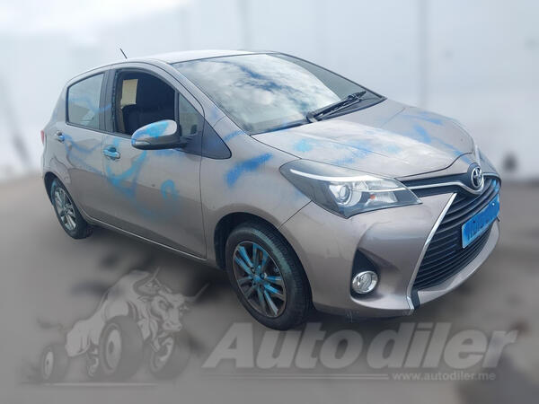 U djelovima Toyota - Yaris