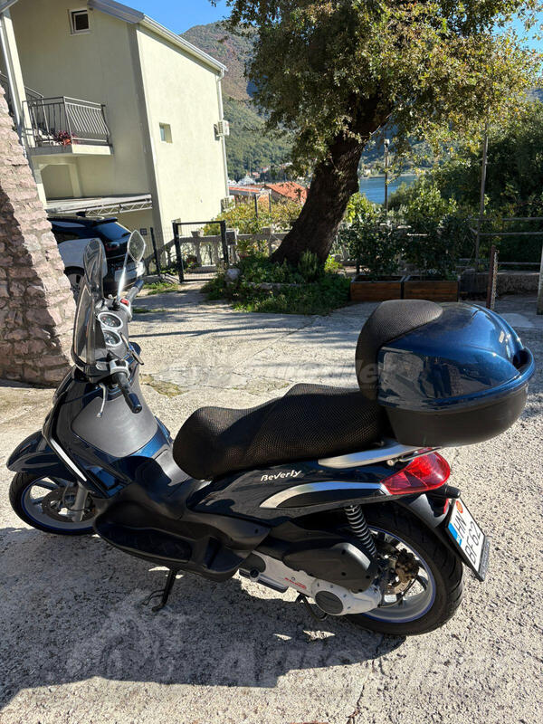 Piaggio - BEVERLY