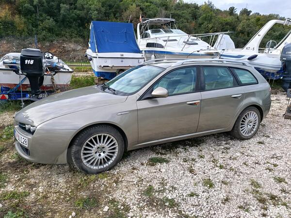 Alfa Romeo - 159 - 1.9 jtd