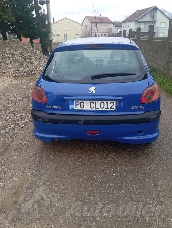 Peugeot - 206 - 1,1