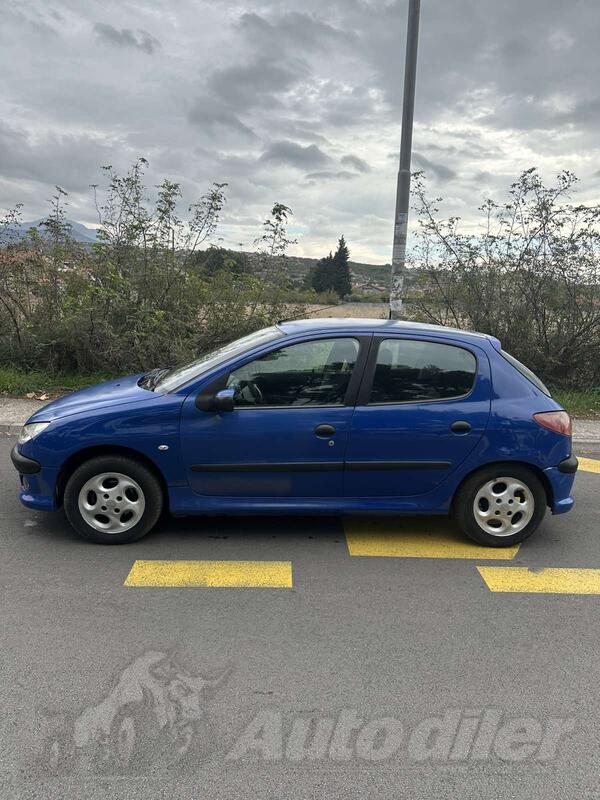 Peugeot - 206 - 1,1