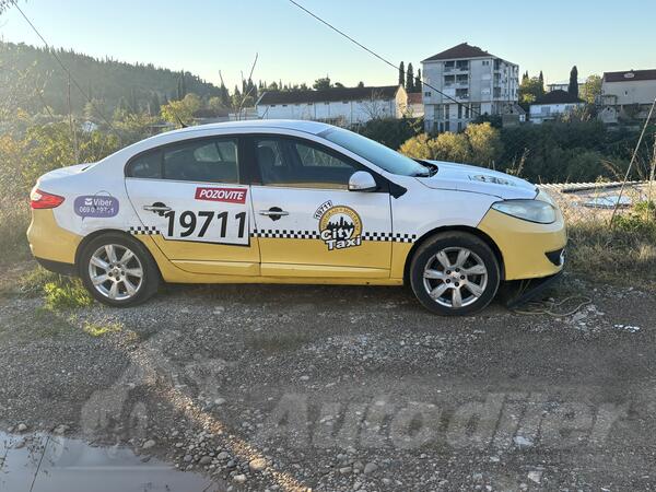 Renault - Fluence - 1.6 benzin