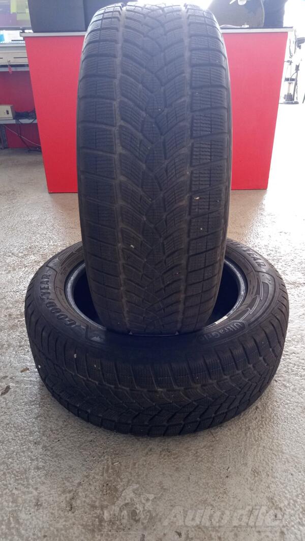 GoodYear - Ultragrip 255/55 R19 - Zimska guma