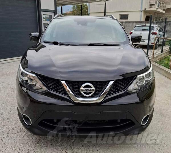 Nissan - Qashqai - 1,6 dCi N-CONNETCA AUTOMATIC
