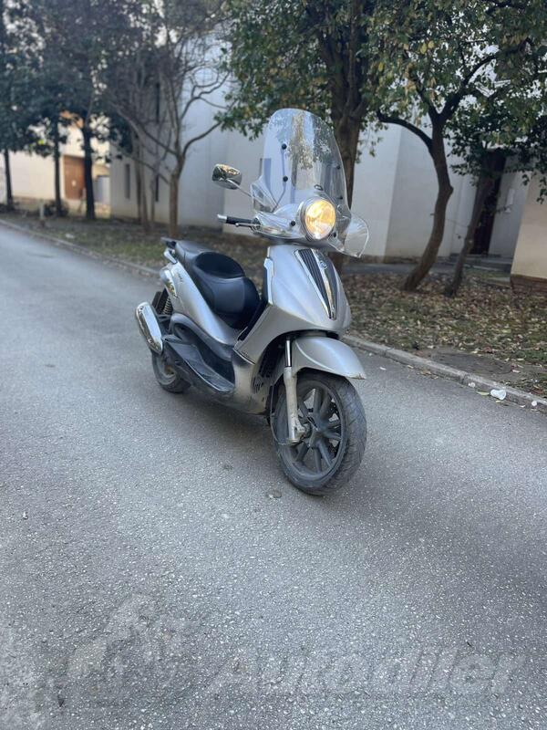 Piaggio - Beverly