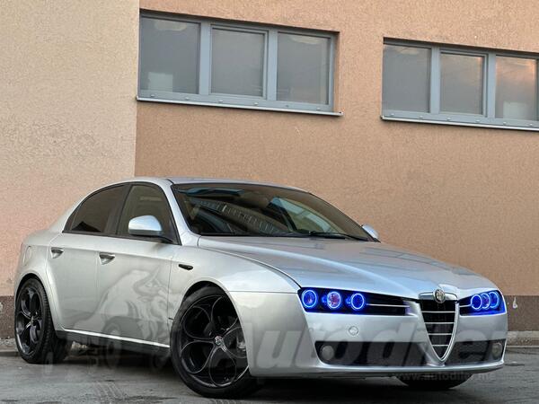 Alfa Romeo - 159 - UVOZ CH