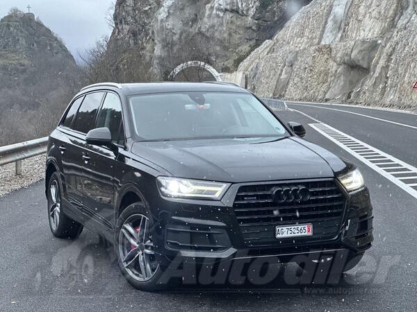 Audi - Q7 - UVOZ CH