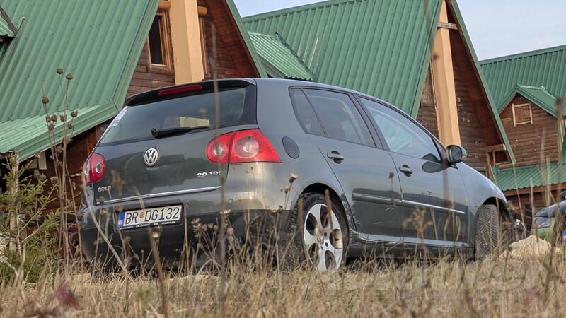 Volkswagen - Golf 5 - 2.0 tdi