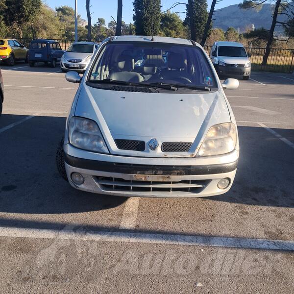 Renault - Scenic - 1,6 16V