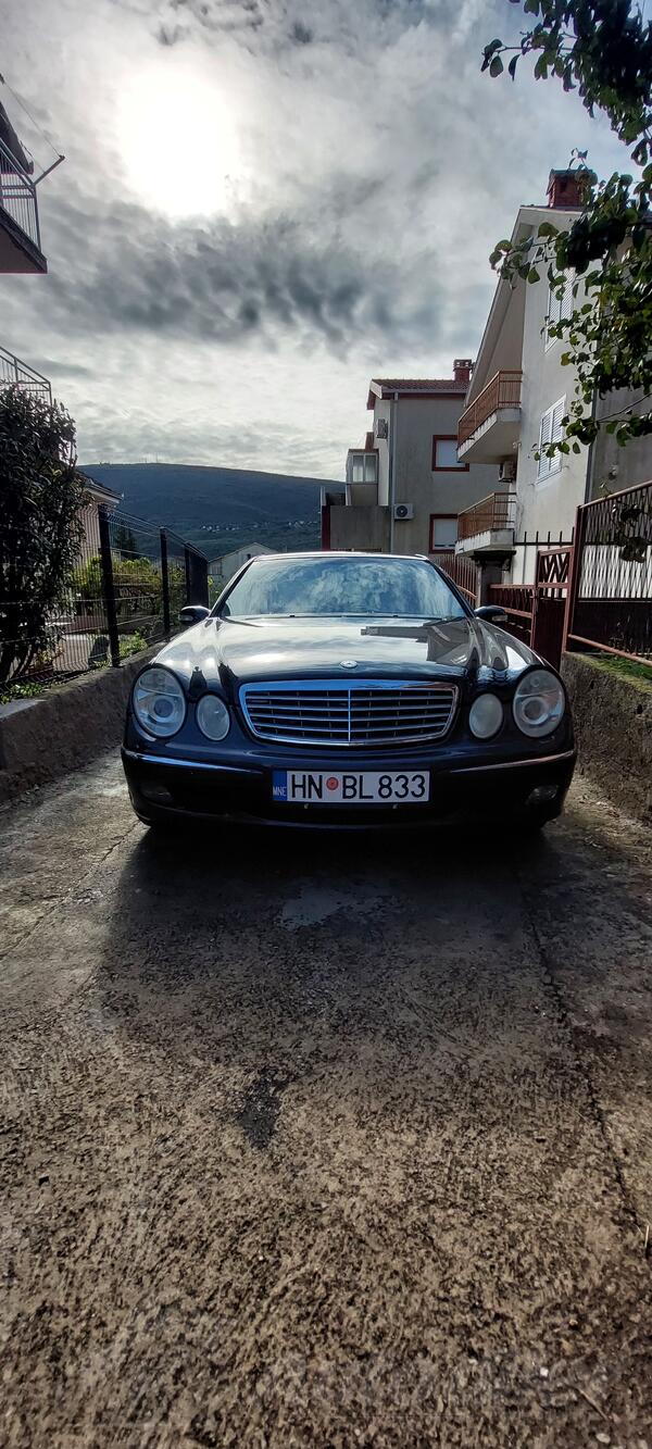 Mercedes Benz - E 270 - E 270 CDI