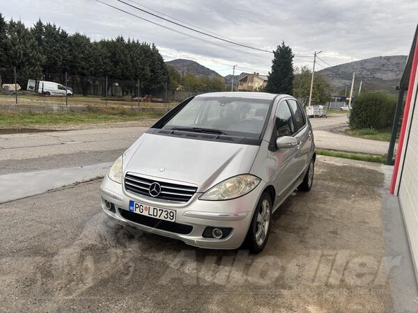 Mercedes Benz - A 180 - 2.0