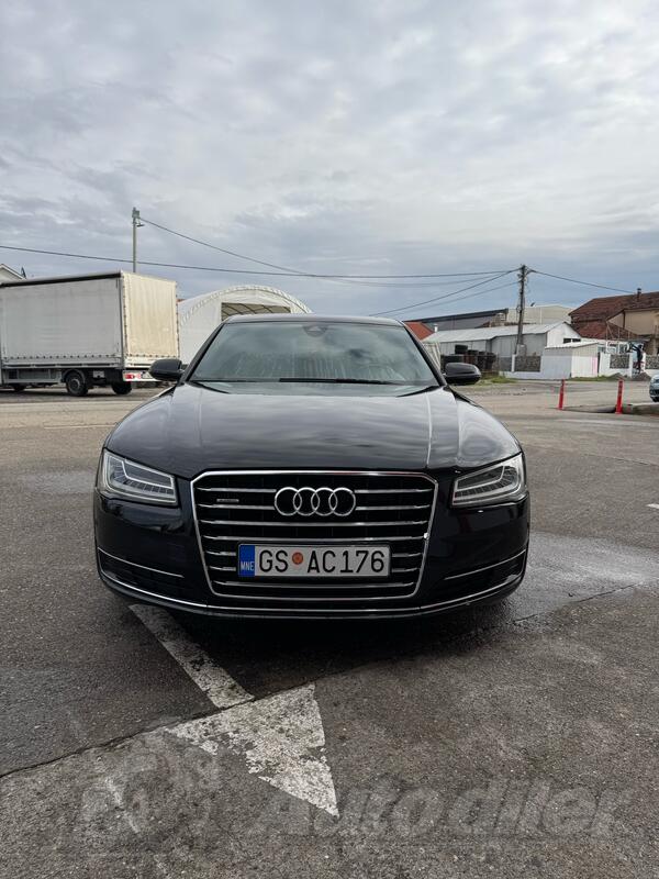 Audi - A8 - quattro