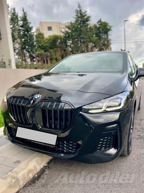 BMW - 218 Active Tourer - BMW 218 i