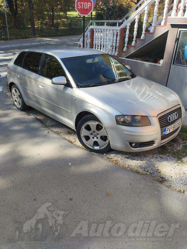 Audi - A3 - 1.6 BSE benzin -plin