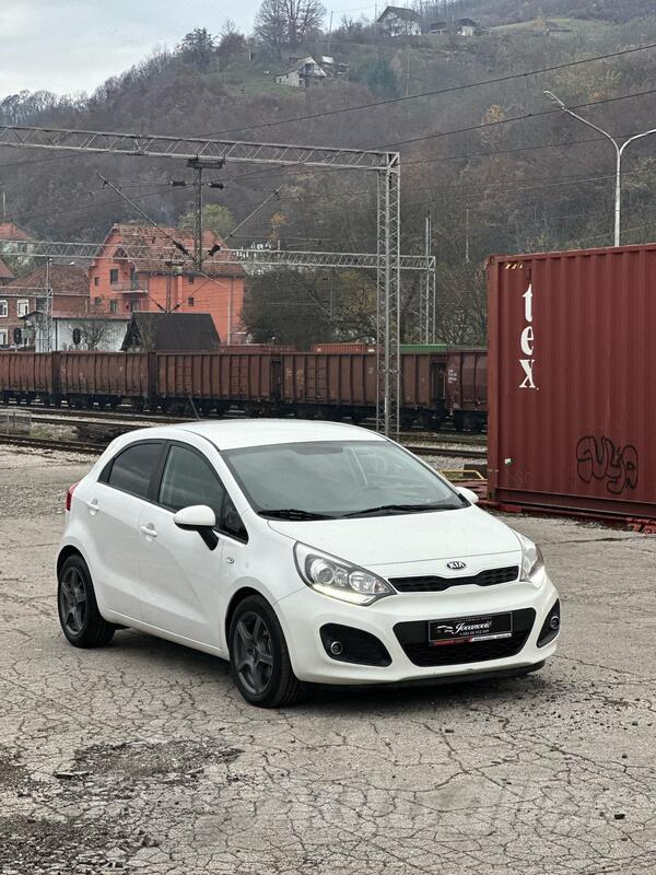 Kia - Rio