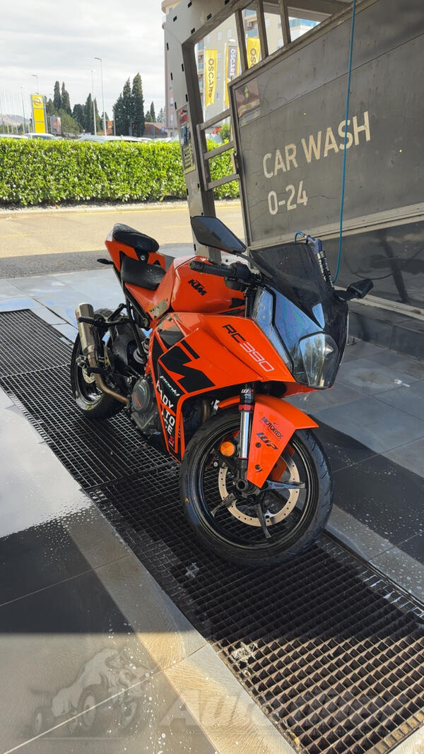 KTM - RC 390
