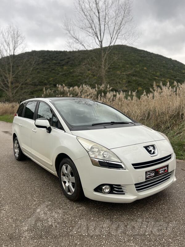 Peugeot - 5008 - 1.6hdi