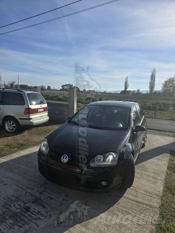 Volkswagen - Golf 5 - 2.0 TDI