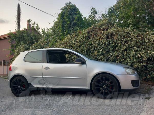 Volkswagen - Golf 5 - 1.9 tdi 66kw