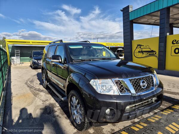 Nissan - Pathfinder - 3.0
