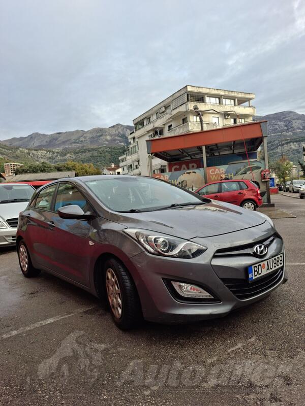 Hyundai - i30 - 1.6 GL ELITE
