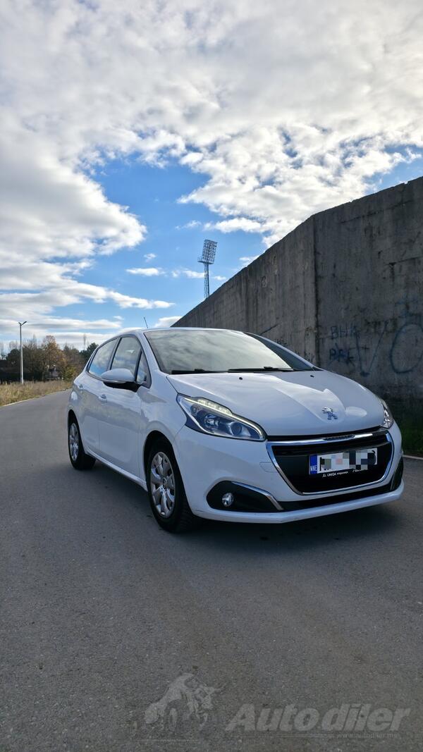 Peugeot - 208 - 1.5 hdi