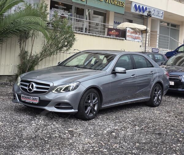 Mercedes Benz - E 220 - 2.2 AUTOMATIK