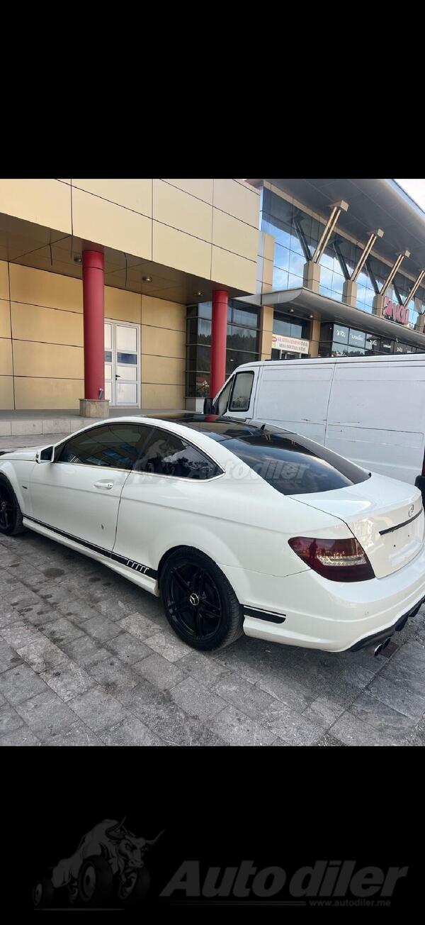 Mercedes Benz - C 220 - 220 cdi
