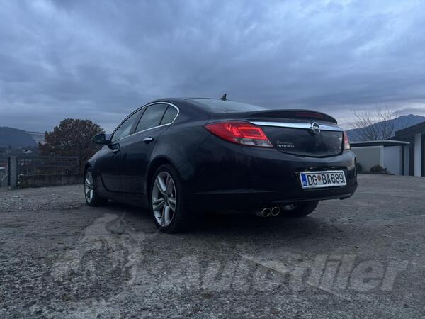Opel - Insignia - 2.0