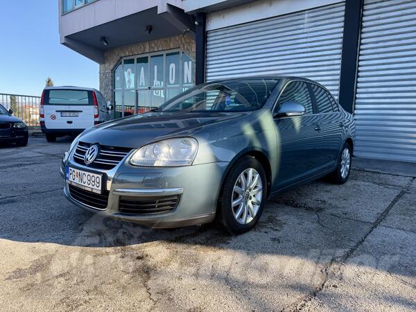 Volkswagen - Jetta - 1.4 TSI