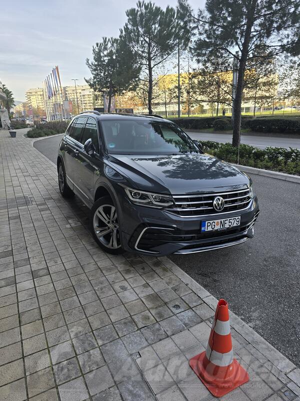 Volkswagen - Tiguan - 2.0 R-LINE