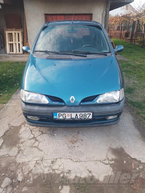 Renault - Scenic - 1.6 benzin-plin