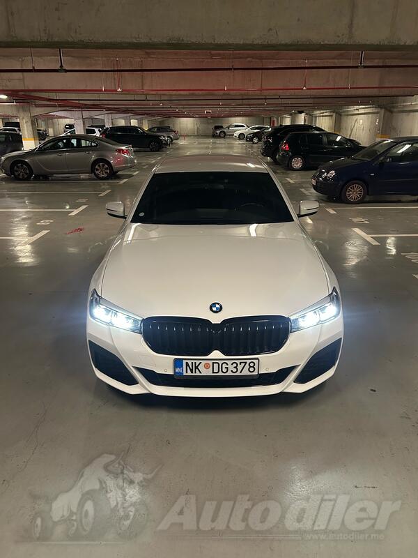 BMW - 520 - 520