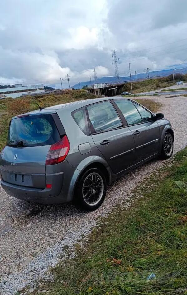 Renault - Scenic - 1.5 dci