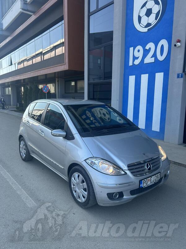 Mercedes Benz - A 180