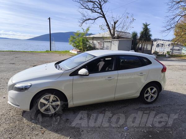 Volvo - V40 - 2.0 D2