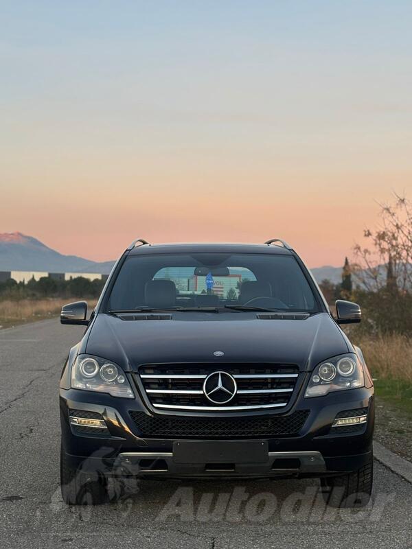 Mercedes Benz - ML 300 - ml 300 cdi