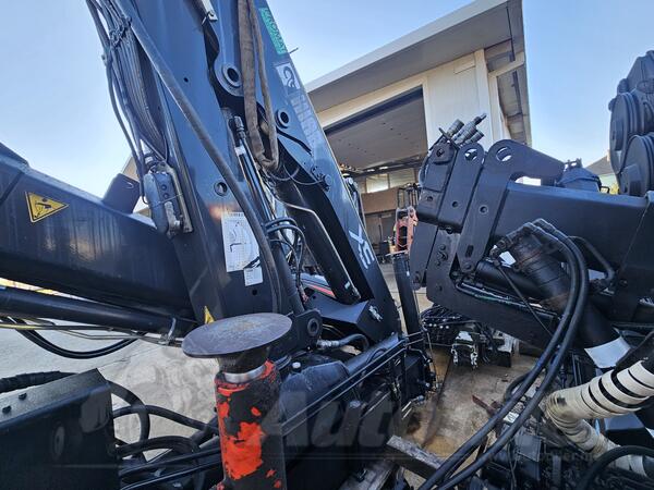 Mercedes Benz - 12 24