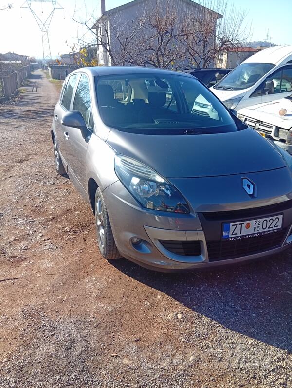 Renault - Scenic - 1.5dci