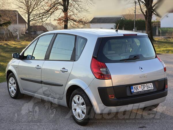 Renault - Scenic - DCI