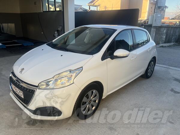 Peugeot - 208 - 1.6 hdi