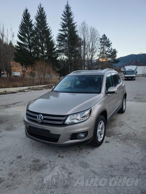 Volkswagen - Tiguan - DSG ( 4 Motion)