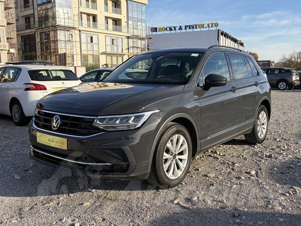 Volkswagen - Tiguan