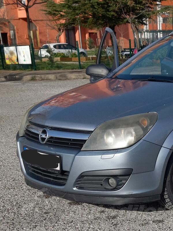 Opel - Astra - 19