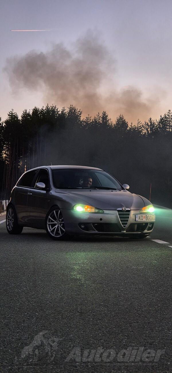 Alfa Romeo - 147 - 147 Q2
