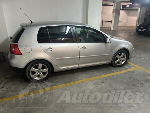 Volkswagen - Golf 5 - 1,9 77kw
