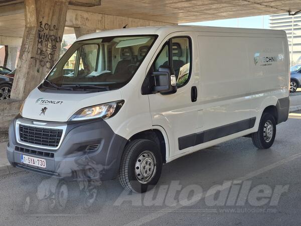 Peugeot - BOXER